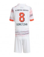 Bayern Munich Leon Goretzka #8 Vieraspaita Lasten 2025-26 Lyhythihainen (+ shortsit)